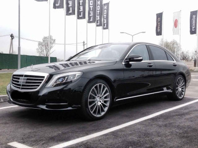 Аренда Mercedes W222 S500