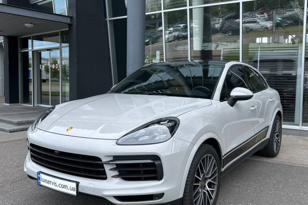 Аренда Porsche Cayenne во Львове