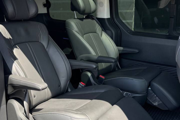 Оренда Hyundai Staria у Києві