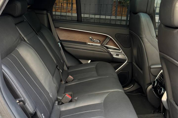 Аренда Range Rover Vogue Long во Львове